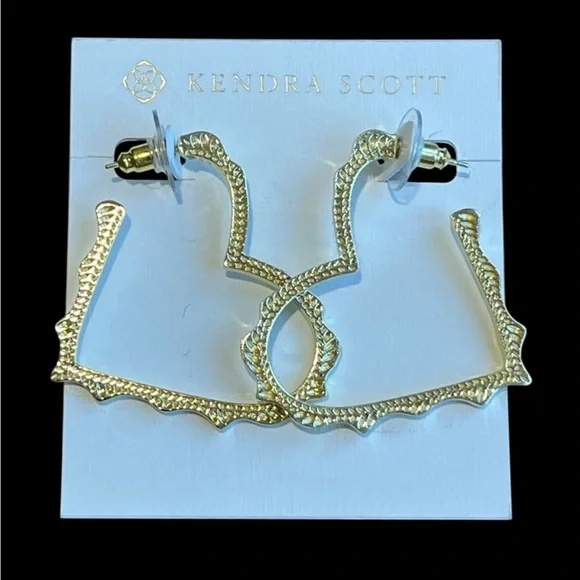 Kendra Scott Sophee Gold Heart Hoop Earrings NWT - Picture 6 of 6